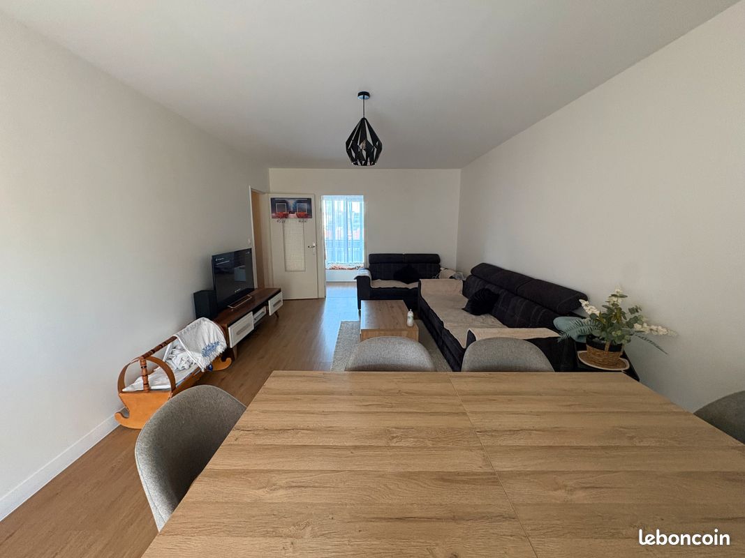 Appartement 5 pièces 81 m² · à Saint-Apollinaire · 81 m² · 1 250 €/mois
