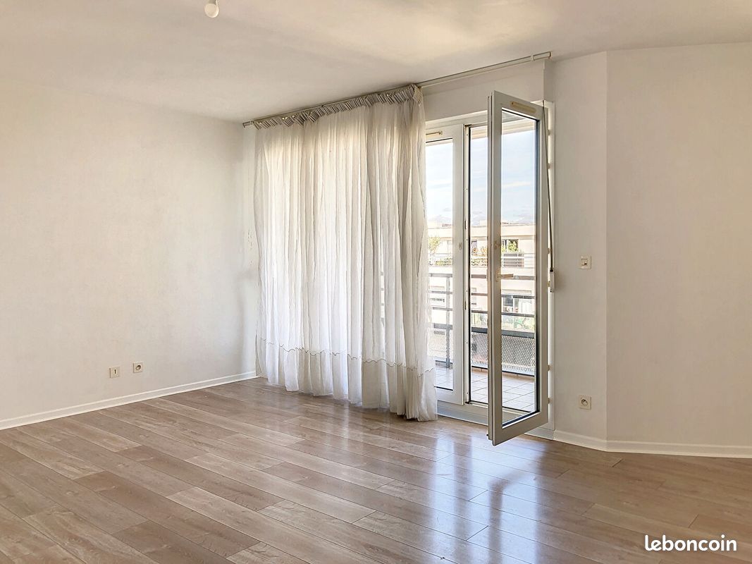 Appartement 1 pièce 40 m² · à Reims · 40 m² · 452 €