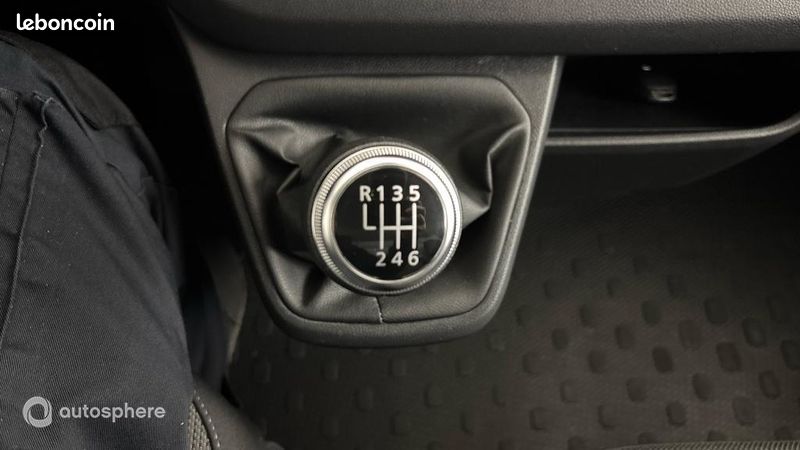 Renault Trafic Véhicule utilitaire ou Société L1H1 3T 2.0 Blue dCi 130ch Confort E6E (image 19)