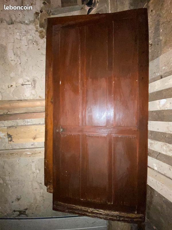 Porte d'entrée ancienne avec bâti et imposte (image 1)