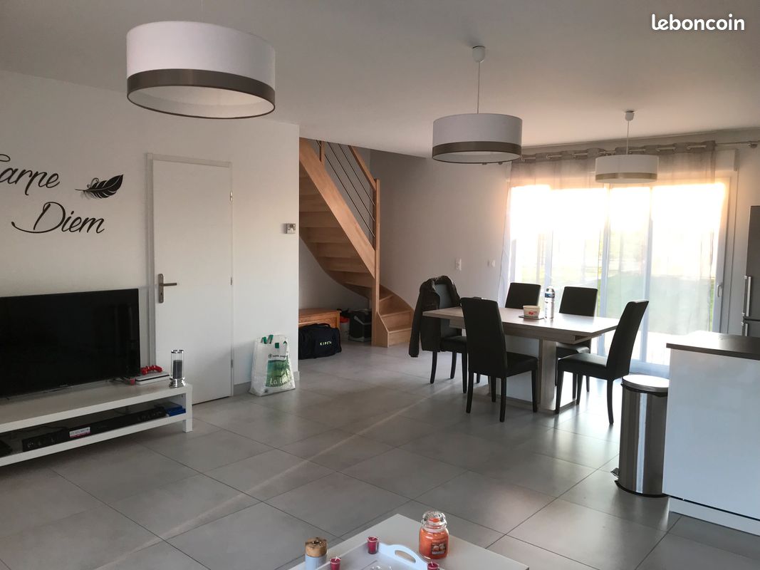 Maison 4 pièces 100 m² · à Saint-André-les-Vergers · 100 m² · 970 €