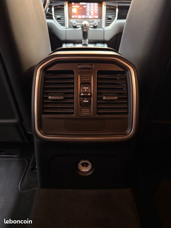 PORSCHE MACAN 3.0 DIESEL 260 S PDK BVA / CARPLAY / SIEGE CHAUFFANT / BOSE SOUND SYSTEM + 4 JANTES HIVEr (image 23)