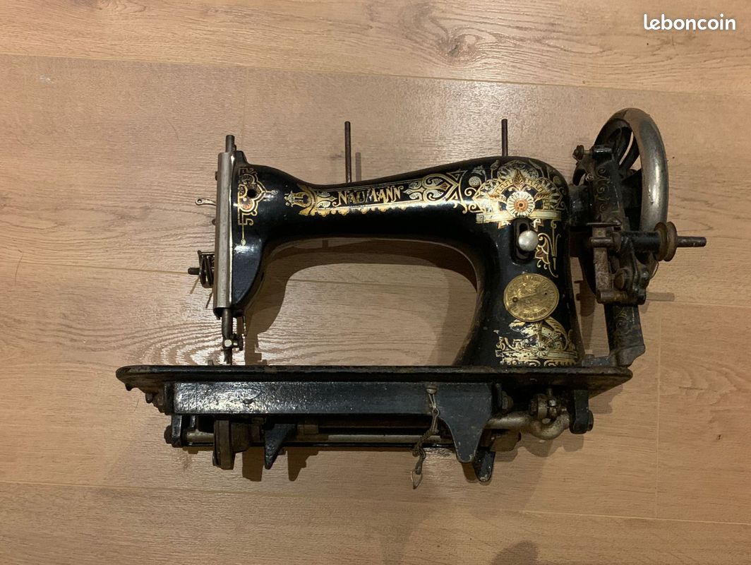 Machine à coudre ancienne Seidel & Naumann (image 1)