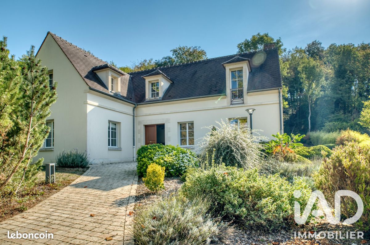 Maison 7 pièces 226 m² · à Pierrefonds · 226 m² · 655 000 €