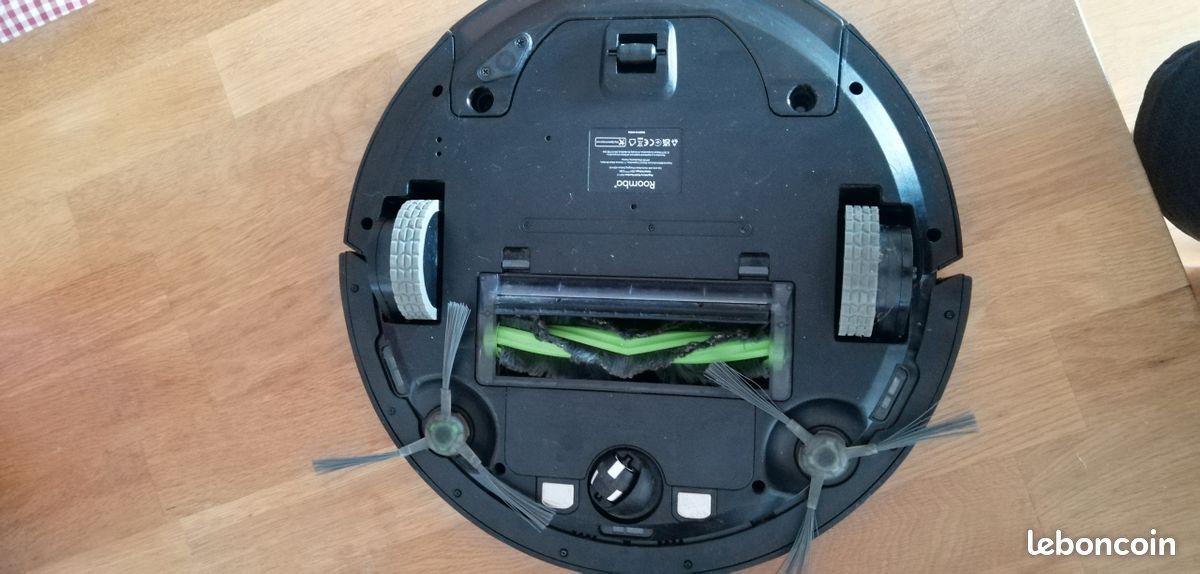 Aspirateur iRobot 2 en 1 aspirateur et laveur (image 2)