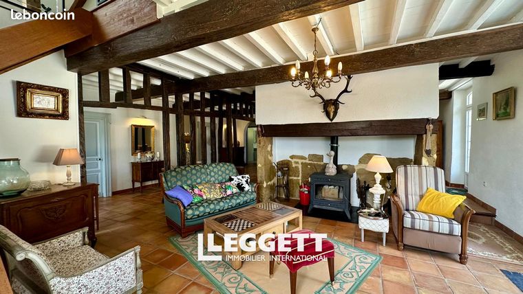Maison 5 pièces 249 m²