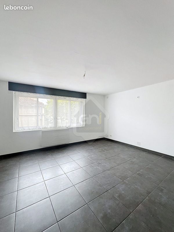 Appartement 3 pièces 67 m² · à Charleval · 67 m² · 821 €/mois