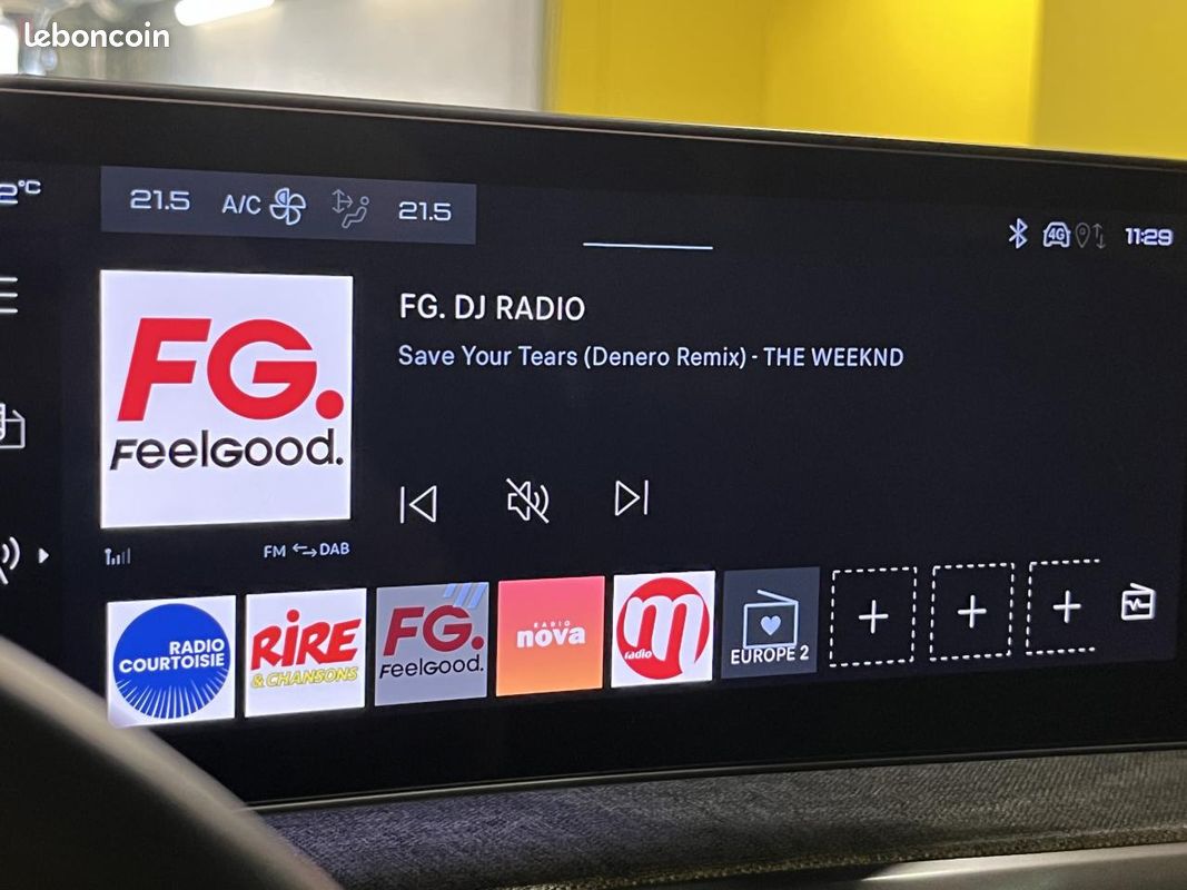 Peugeot 5008 allure hybrid 145ch e-dcs6 7 places / camera 360° faible kilometrage (image 20)