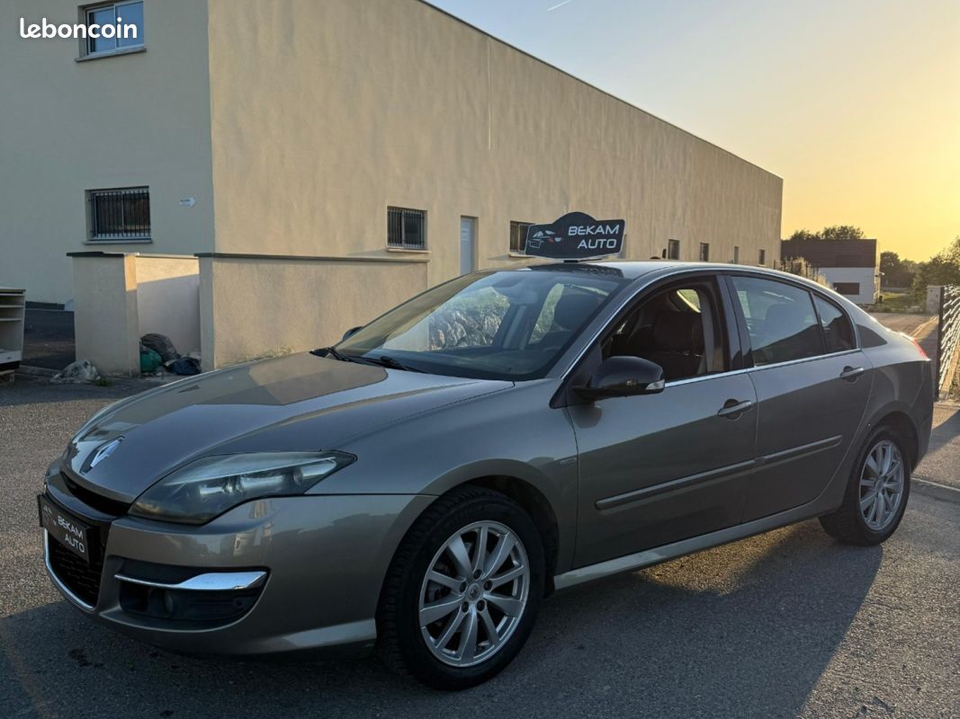 RENAULT LAGUNA 2.0 dCi 150 Bose Edition (image 7)