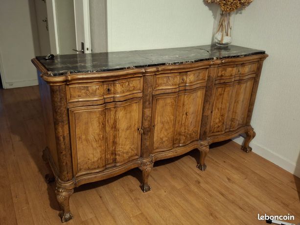Buffet bas style Henri II - bois sculpté et plateau marbre rouge