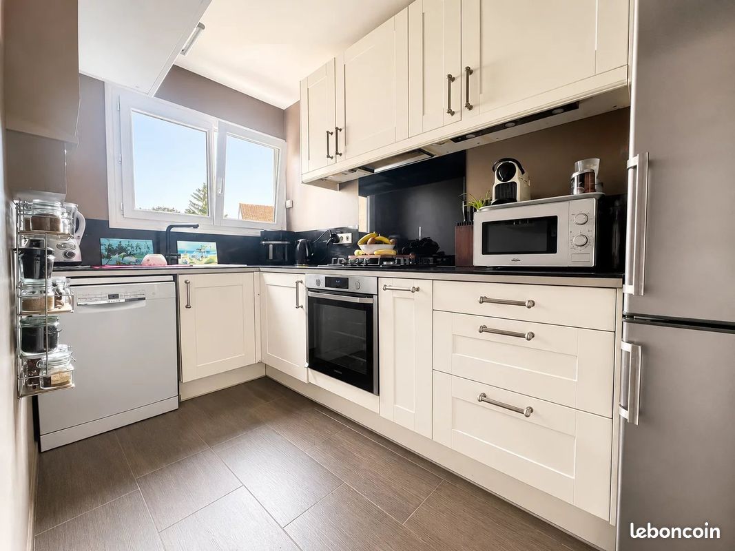 Appartement 3 pièces 65 m² · à Ozoir-la-Ferrière · 65 m² · 215 000 €