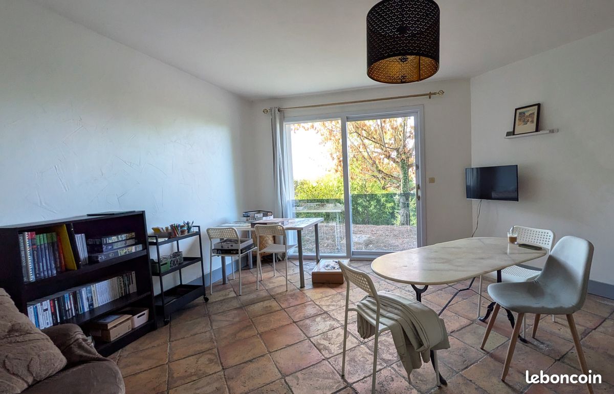 Appartement 2 pièces 45 m² · à Saint-Priest-en-Jarez · 45 m² · 640 €/mois