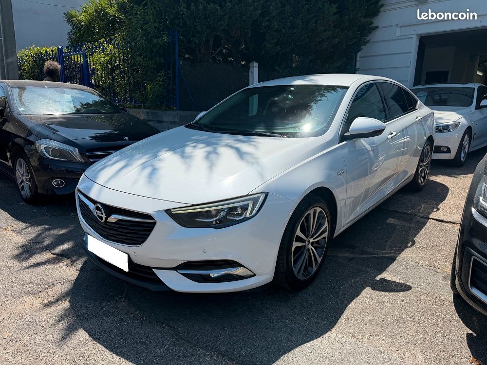 Opel Insignia 1.6 CDTI 136 CV Elite (image 1)