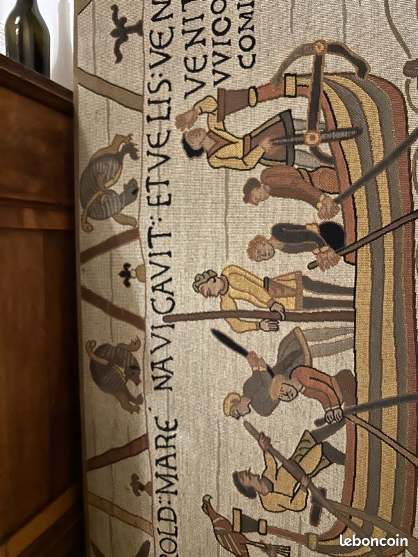 Panneau bois – Tapisserie inspirée de la Tapisserie de Bayeux – Décoration historique (image 3)