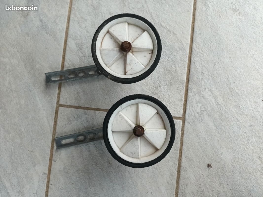 Petites roue de vélo stabilisatrice (image 2)