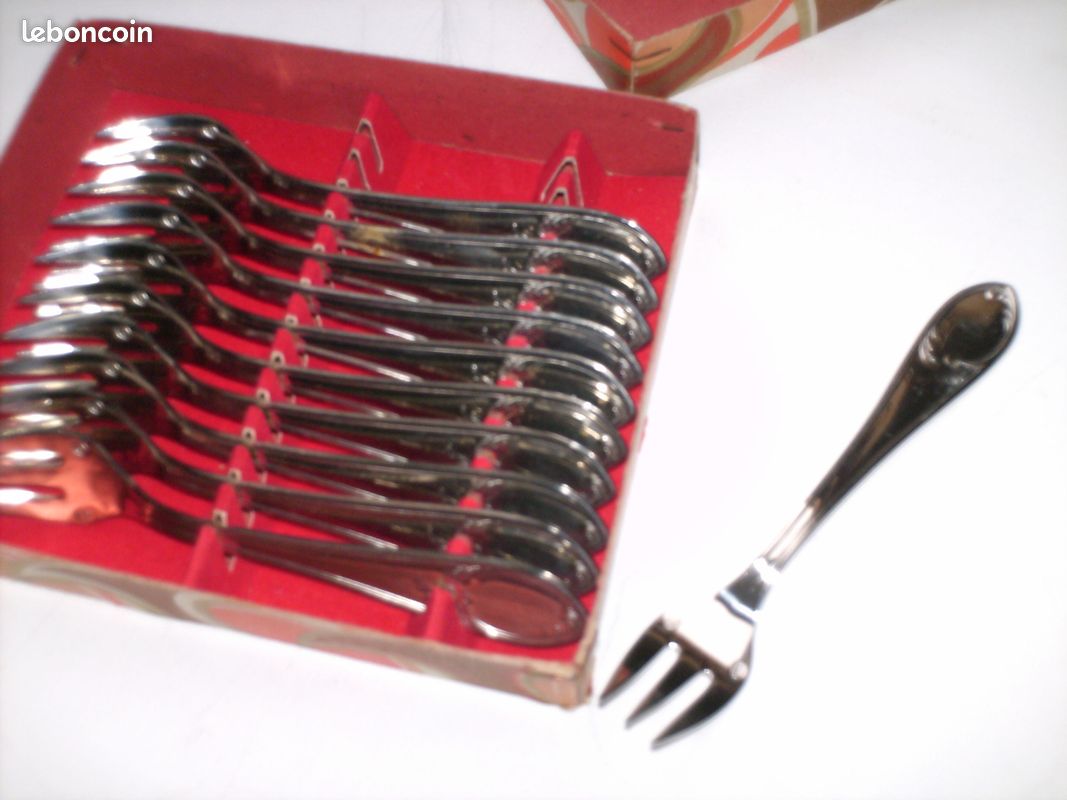 Coffret De 11 Fourchettes à Dessert Anciennes - Série Complète