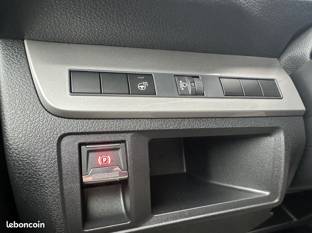 Peugeot Expert (3) M Diesel 180 ch Automatique CAF PACK PC (image 25)