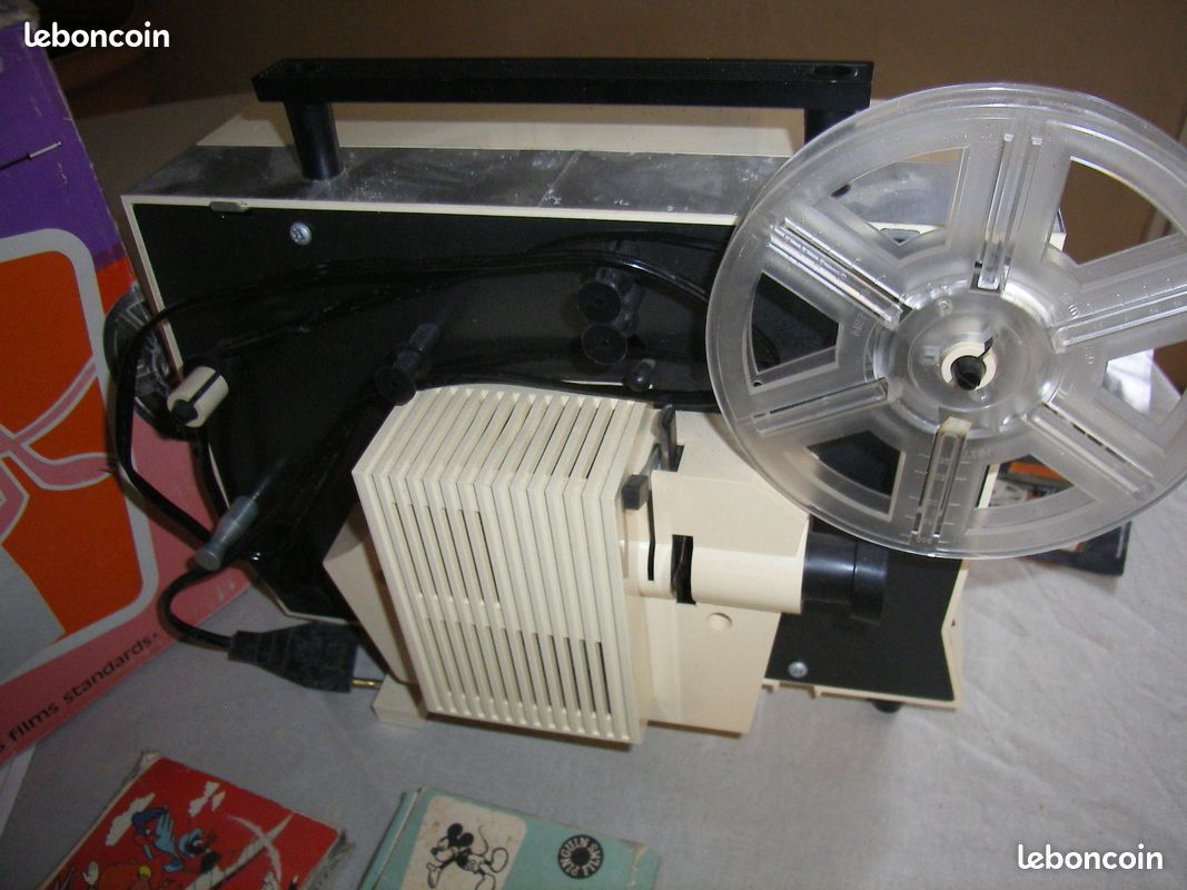 Projecteur De Cinéma Ancien Lapierre – Type J – Pièce De Collection