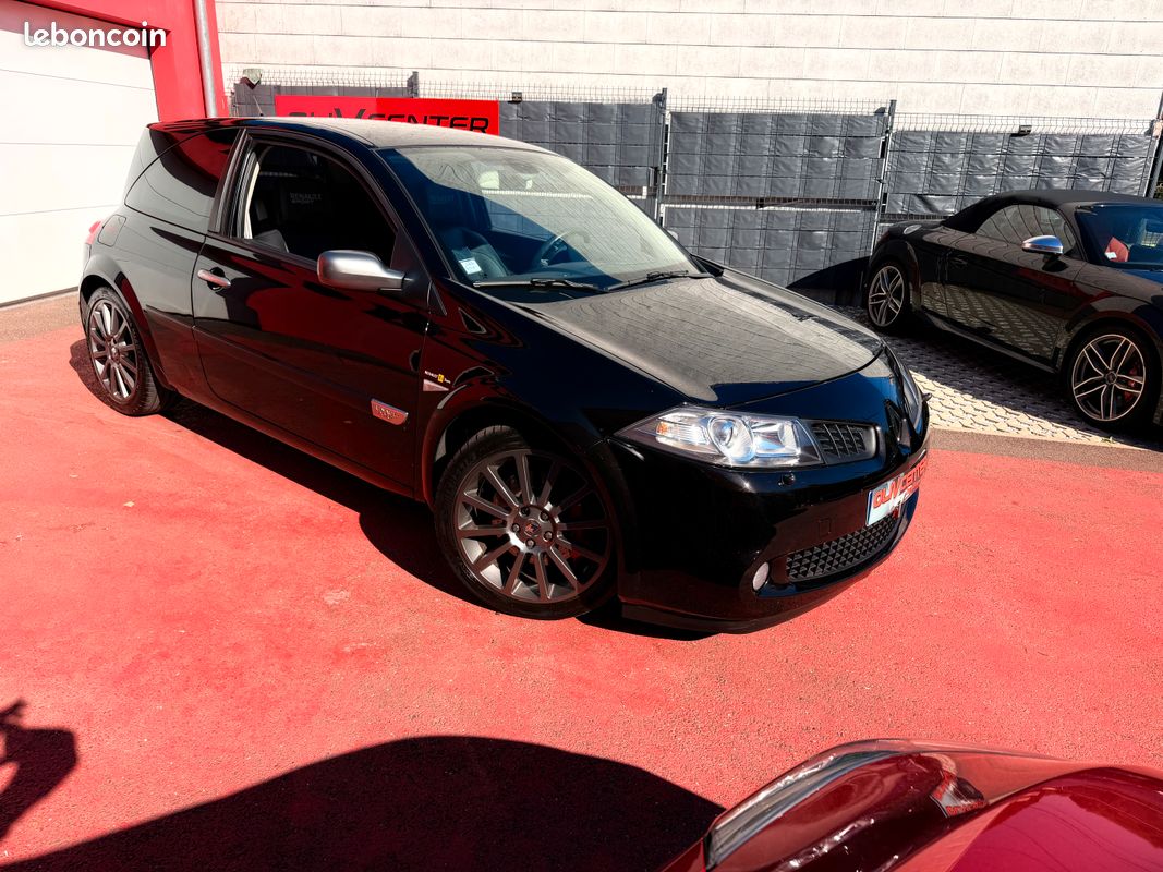 Renault mégane 2 rs 225 ch – seulement 55 300 km – état exceptionnel – historique complet (image 2)