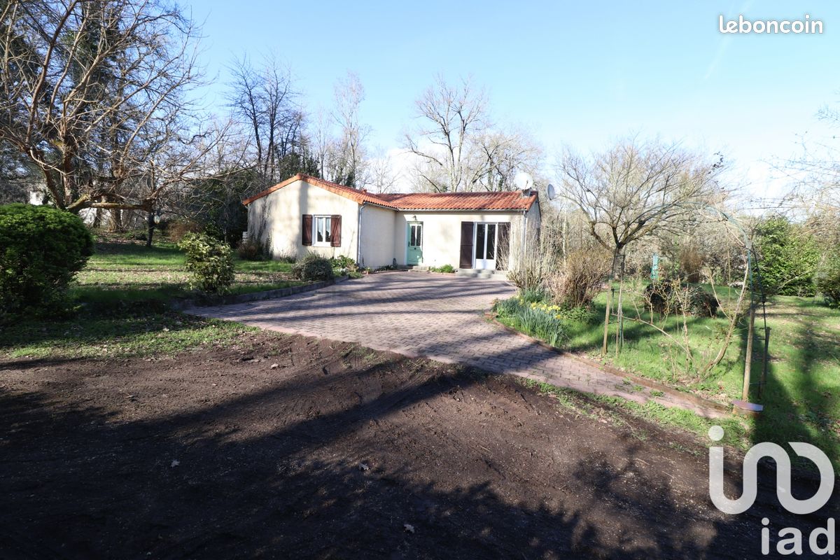 Maison 5 pièces 90 m² - Médillac 16210 (image principale 0)
