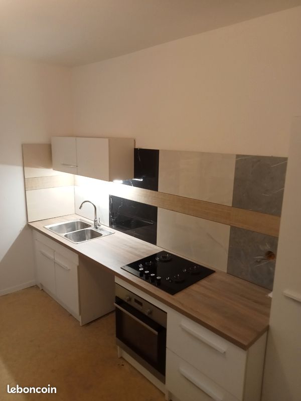 Appartement 3 pièces 70 m² · à Héricourt · 70 m² · 590 €
