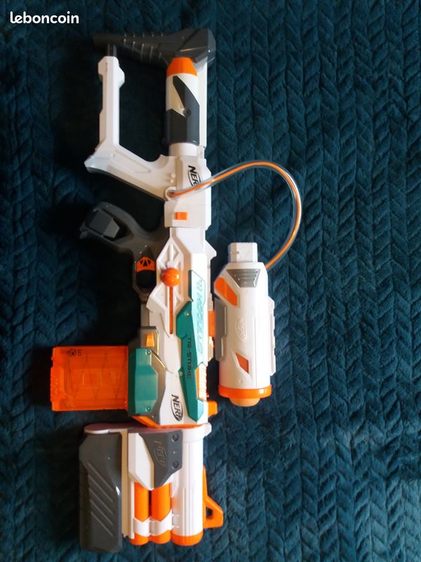 Nerf tri-strike (image 1)