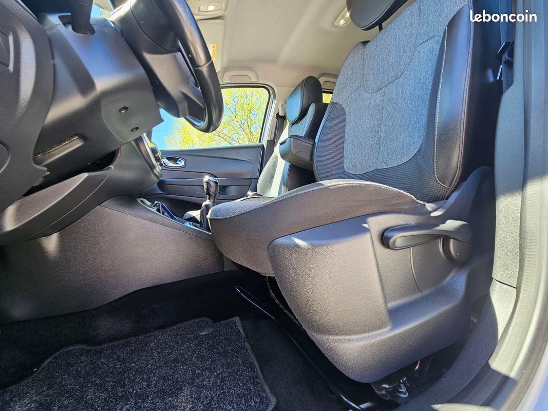 Renault Captur 1.5 DCI 90cv Intens 2019 (image 13)