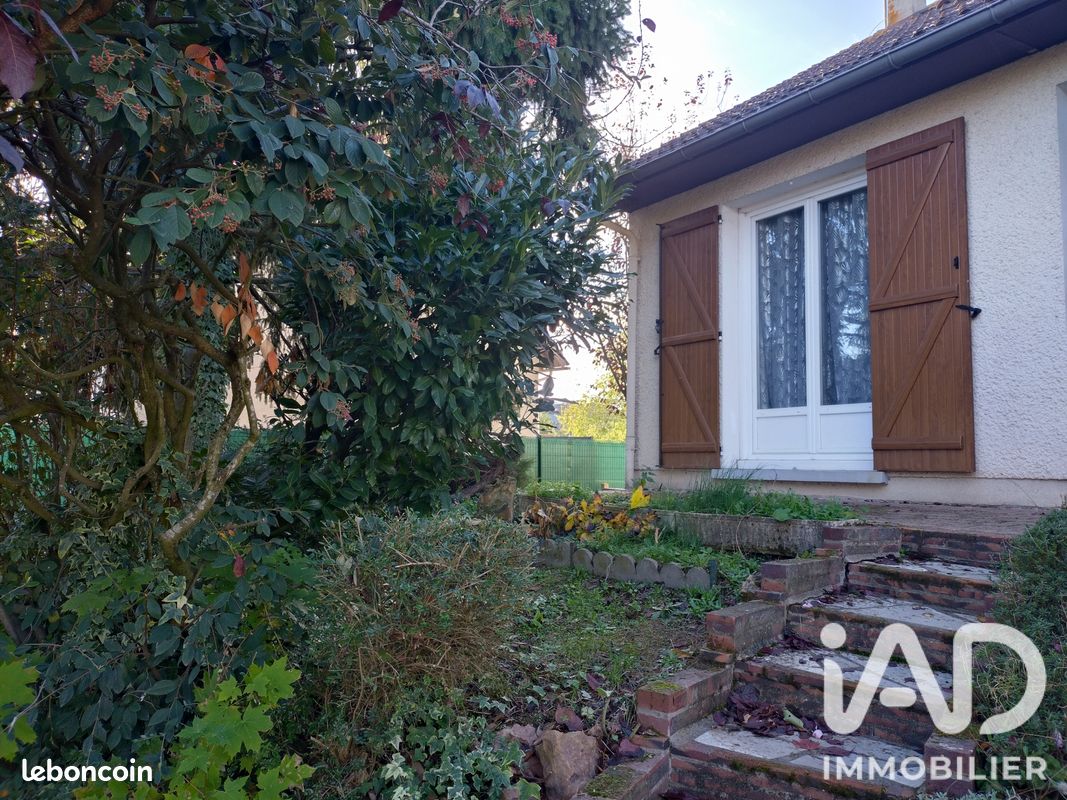 Maison 5 pièces 125 m² · à Chartres · 125 m² · 240 000 €