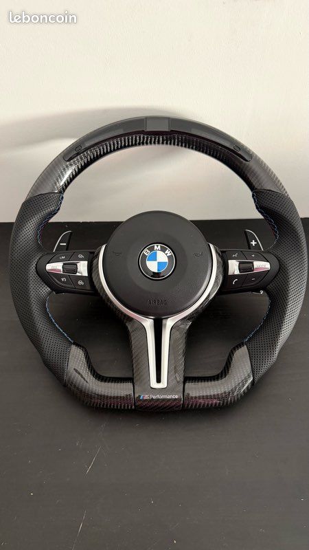 Volant BMW affichage Led (image 2)