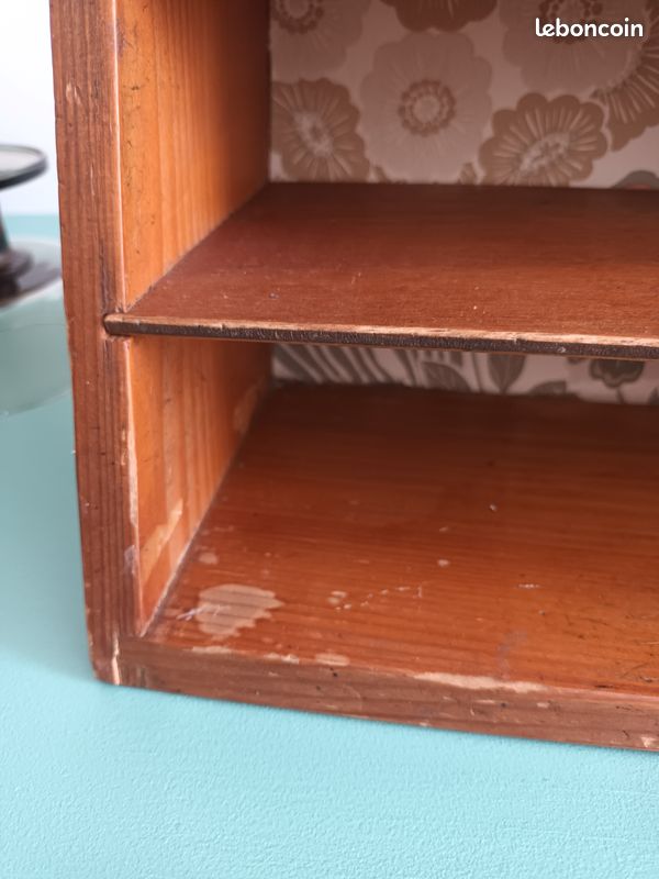 Petite étagère asymétrique vintage en bois (image 6)