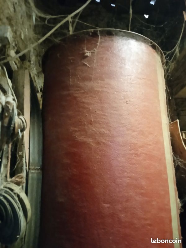 Cuve à vin 1000 litres (image 1)