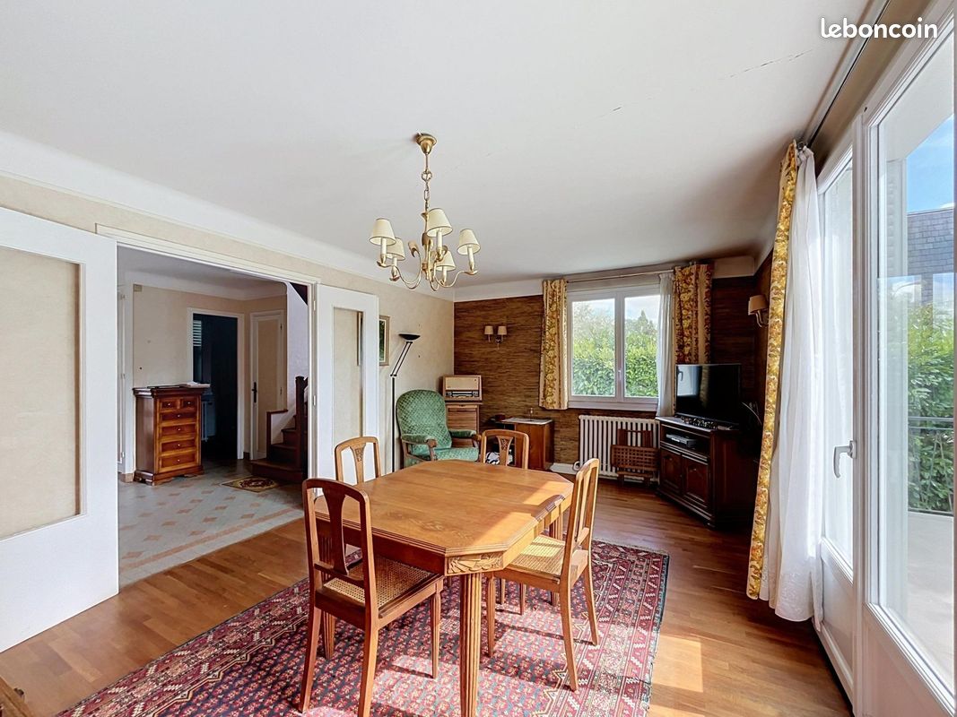 Maison 6 pièces 130 m² · à Le Plessis-Trévise · 130 m² · 359 000 €