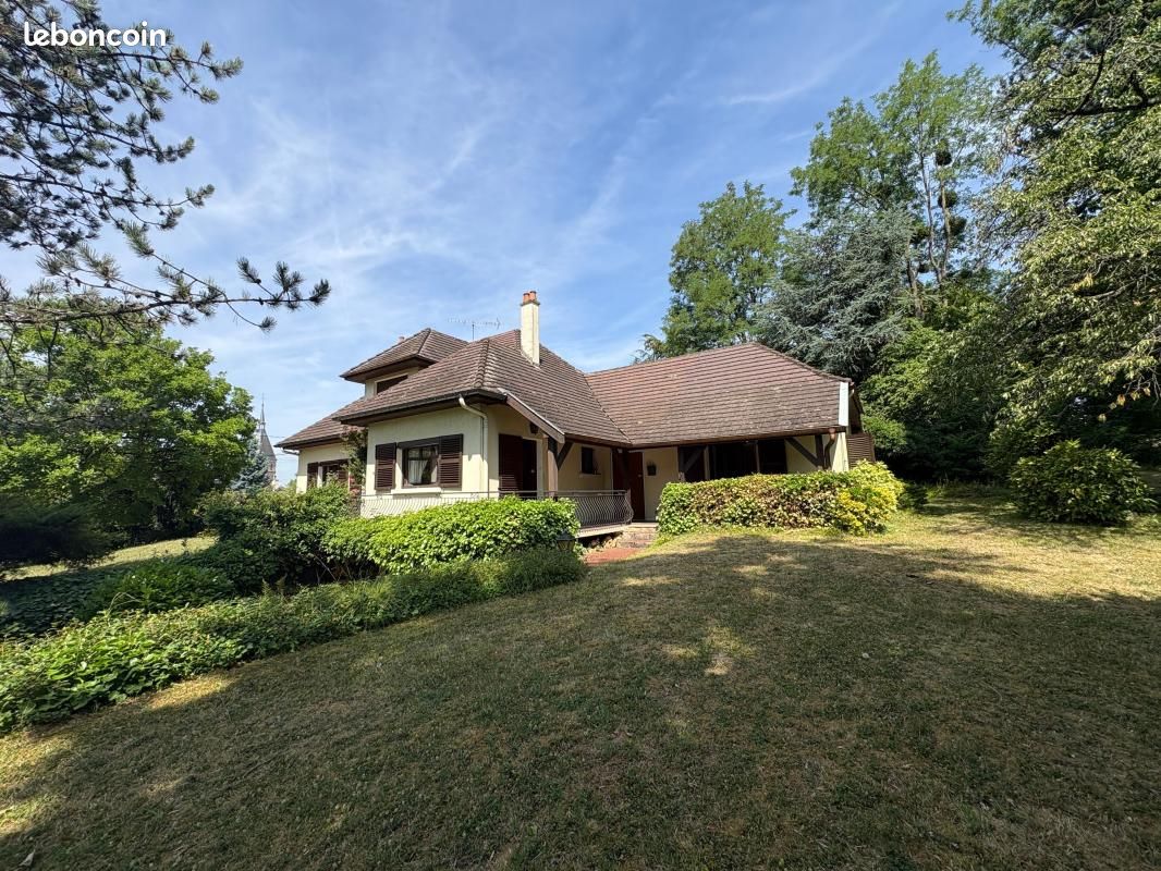 Maison 6 pièces 158 m² · à Wassy · 158 m² · 139 000 €
