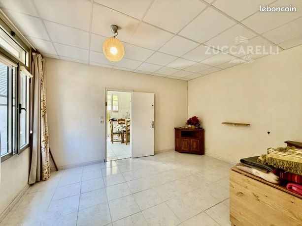 Maison de ville 7 pièces 170 m² — 28