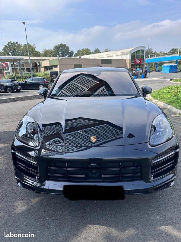 4&4 Porsche Cayenne Hybride Coupé (image 3)