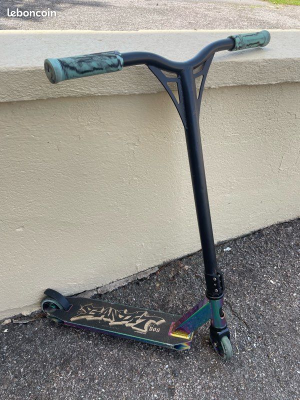 Trottinette Freestyle NKD Fuel - Neo Chrome / Arc-en-ciel (image 1)