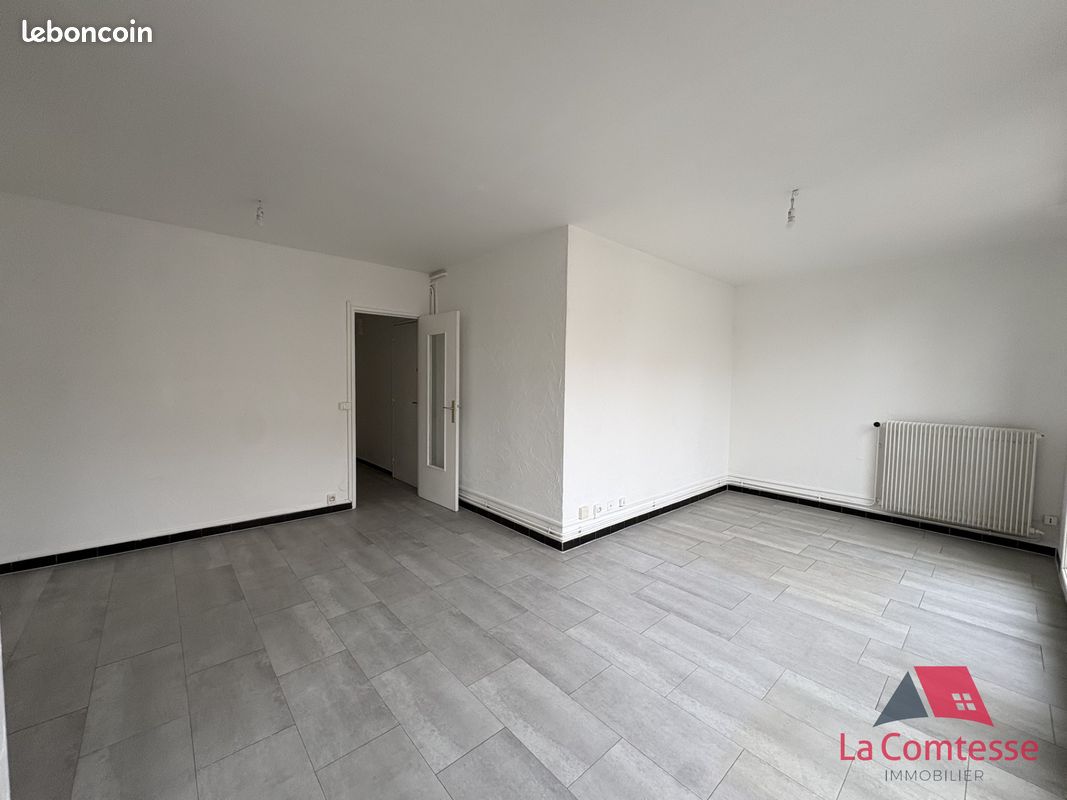Appartement a louer aubagne - 3 pièce(s) - 63 m2 - Surfyn