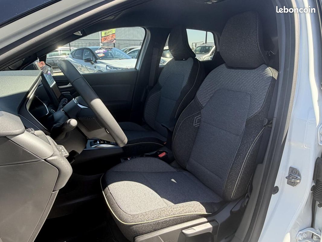 Renault captur 1.8 hybride 160 automatique camera de recul + gps + regulateur + roue de secours (image 13)