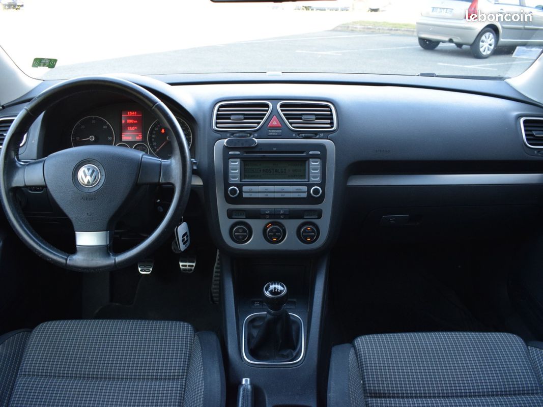 VOLKSWAGEN EOS SPORTLINE 2.0 TDI 140 CV BVM 6 / 1ere MAIN / SUIVI COMPLET (image 20)