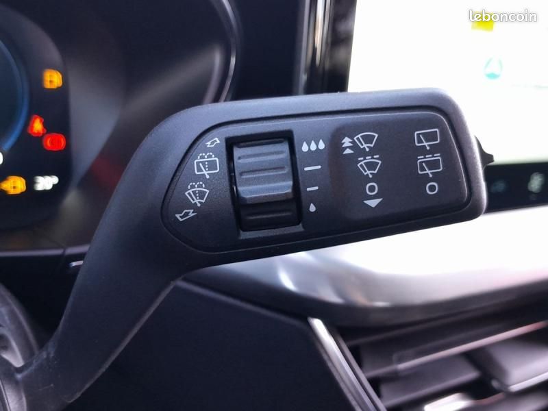 Ford Focus 1.0 EcoBoost mHEV 125ch Titanium X Business (image 21)
