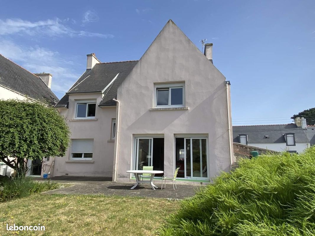 Maison 7 pièces 143 m² · à Treffiagat · 143 m² · 334 400 €