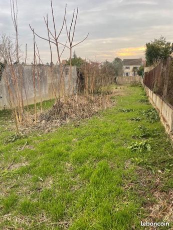 Terrain 405 m² Chanteloup Les Vignes