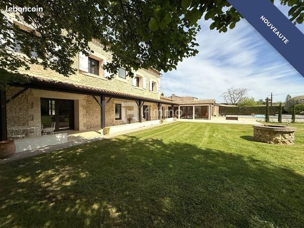 Maison 9 pièces 306 m²