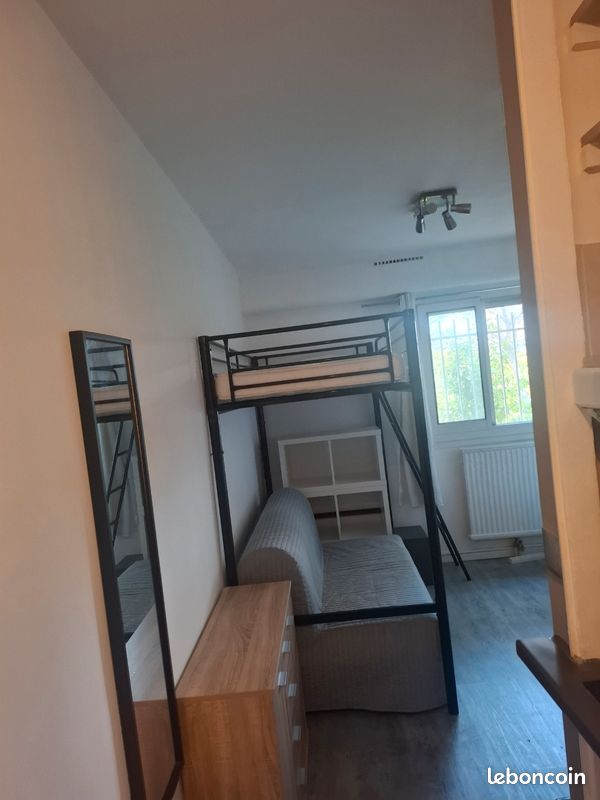 Appartement 1 pièce 15 m² · à Aix-en-Provence · 15 m² · 490 €