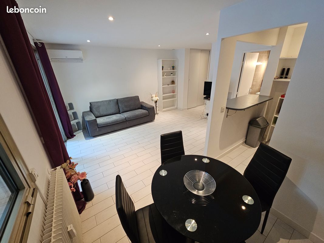 Appartement 1 pièce 28 m² · à Cannes · 28 m² · 920 €