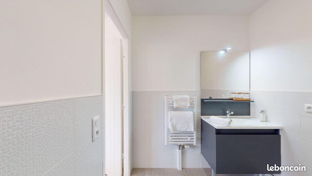 Appartement a louer clamart - 1 pièce(s) - 44 m2 - Surfyn