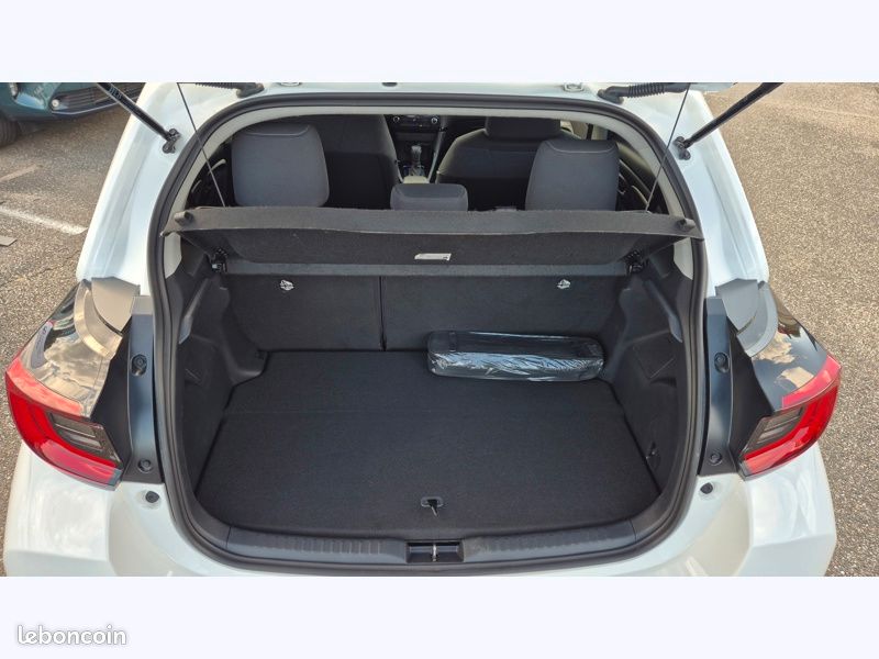 Toyota Yaris Hybride 116h Design (image 10)