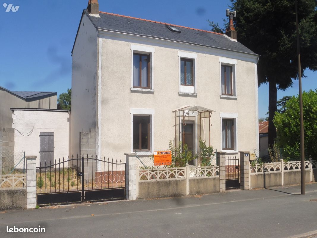 Maison 4 pièces 120 m² · à Baugé-en-Anjou · 120 m² · 100 000 €