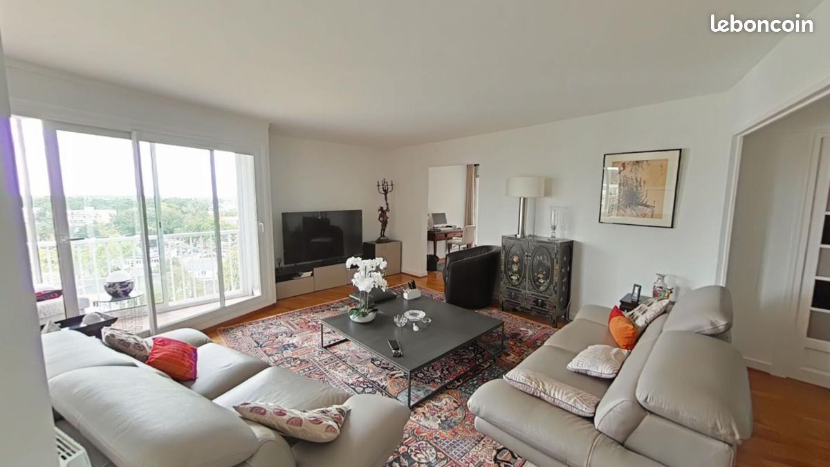 Appartement 5 pièces 122 m² · à Chambray-lès-Tours · 122 m² · 250 000 €