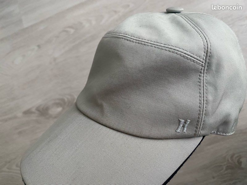 Casquette Hermès Multicolore Taille 58 - Occasion Très Bon état, Recousue à L'arrière